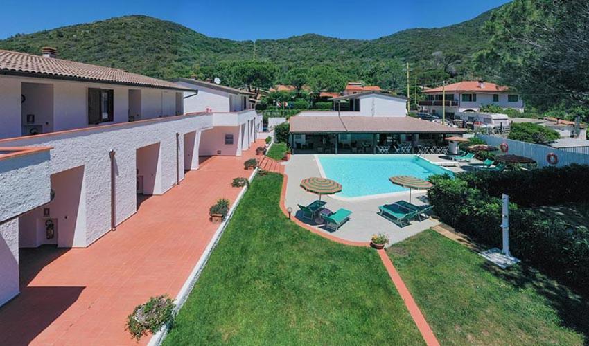 Elba Island Pool & Tennis * Nisporto