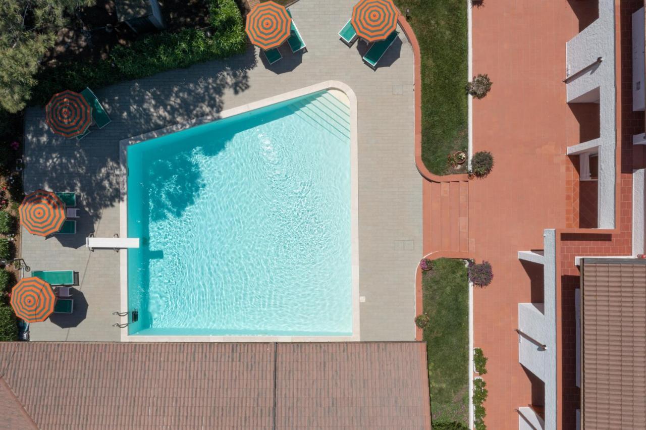 Elba Island Pool & Tennis *